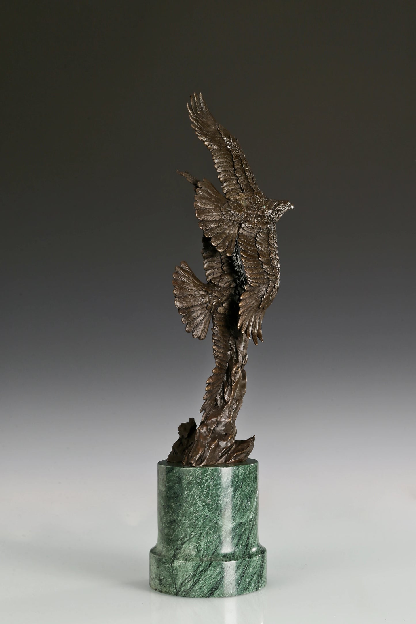 62cm/24.4inH|Handcrafted Bronze Twin Eagles Soaring Statue -Symbolic Executive Office Decor & Aspiration Gift|TPAL-322