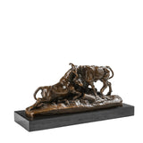 Detailed bronze sculpture of two fighting bulls, signed by E. LESINGER. A dynamic animal battle scene symbolizing strength, conflict, and resilience.