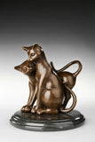 Handcrafted loving cats bronze statue featuring an affectionate cat couple, ideal for living rooms, bedrooms and bookshelves or as a meaningful gift for cat lovers.